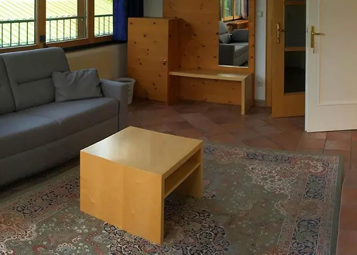 فندق Kurhotel Bad Zell باد زل